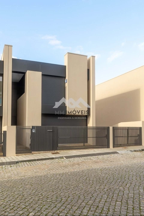 Moradia T3 para Venda em Fânzeres e São Pedro da Cova