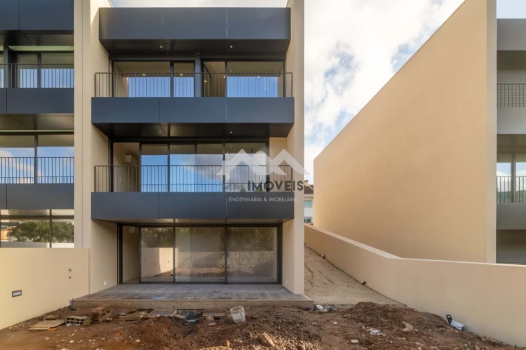 Moradia T3 para Venda em Fânzeres e São Pedro da Cova Foto 56