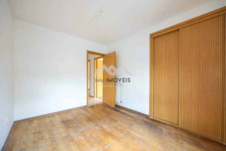 Apartamento T3 para Venda em Rio Tinto Foto 25