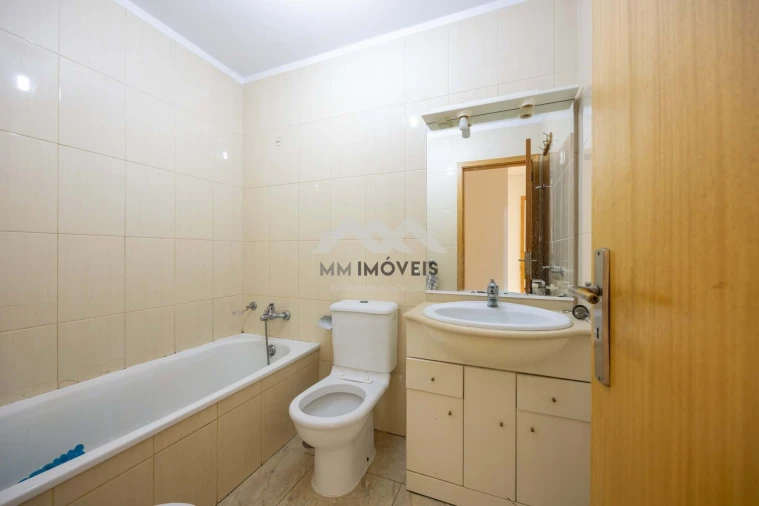 Apartamento T3 para Venda em Rio Tinto Foto 9