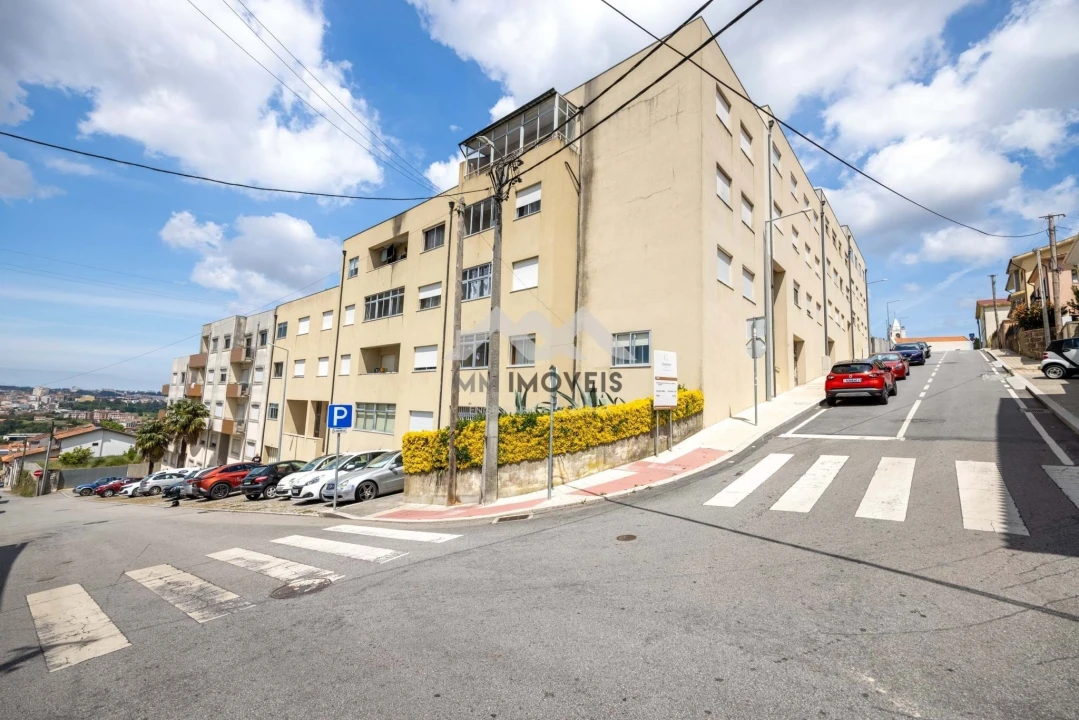 Apartamento T2 para Venda em Fânzeres e São Pedro da Cova Foto 20