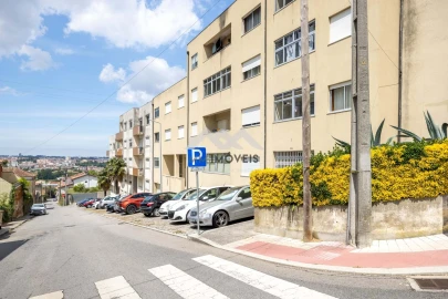 Apartamento T2 para Venda em Fânzeres e São Pedro da Cova