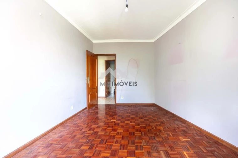 Apartamento T2 para Venda em Fânzeres e São Pedro da Cova Foto 18