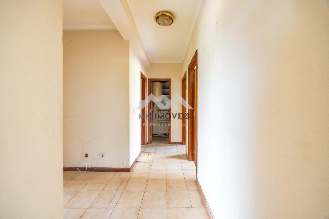 Apartamento T2 para Venda em Fânzeres e São Pedro da Cova Foto 16