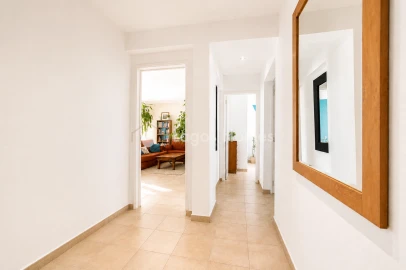 Apartamento T2 para Venda em Lagos (São Sebastião e Santa Maria)