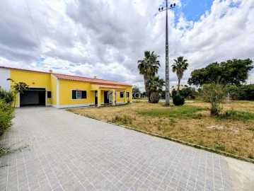 Moradia T3 para Venda em Salvaterra de Magos e Foros de Salvaterra