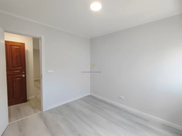 Apartamento T3 para Venda em Laranjeiro e Feijó