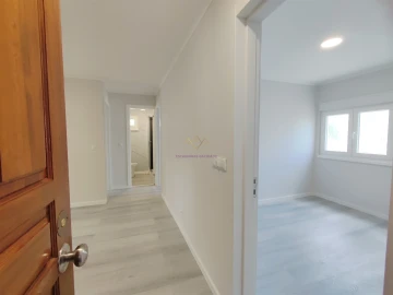 Apartamento T3 para Venda em Laranjeiro e Feijó
