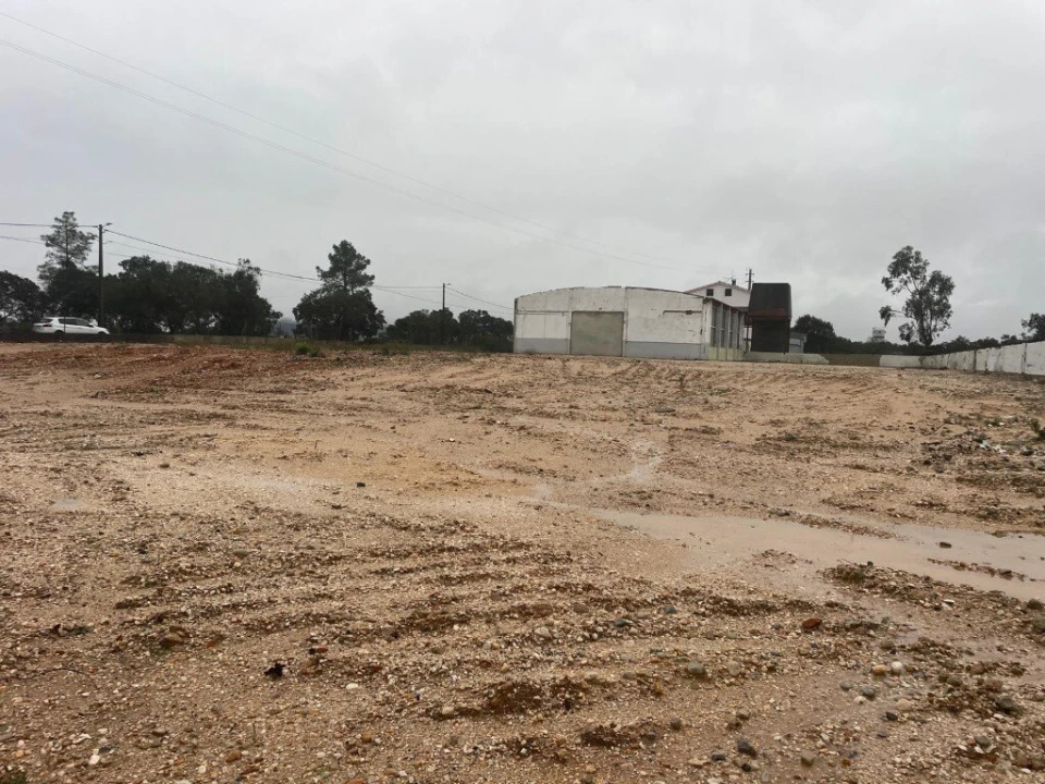 Terreno para Venda em Nossa Senhora das Misericordias Foto 9
