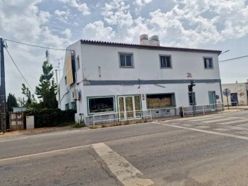 Moradia T7 para Venda em Luz de Tavira e Santo Estêvão