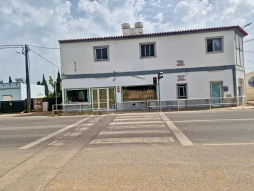 Moradia T7 para Venda em Luz de Tavira e Santo Estêvão