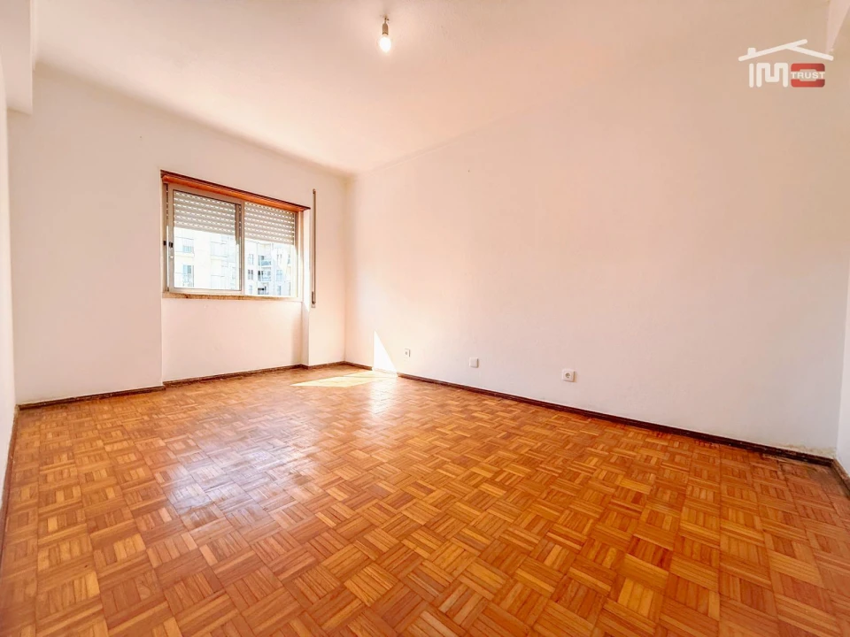 Apartamento T3 para Venda em Rio Maior Foto 15