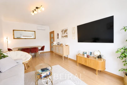 Apartamento T2 para Venda em Pontinha e Famões