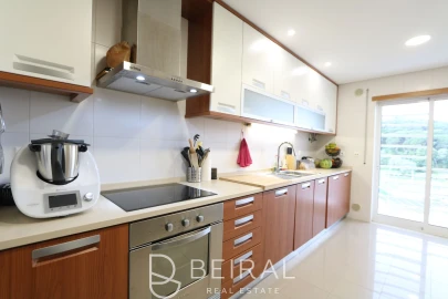 Apartamento T2 para Venda em Pontinha e Famões