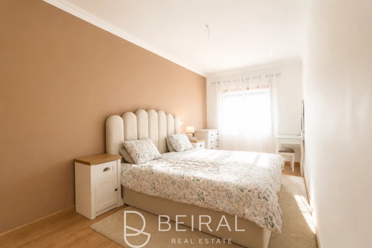 Apartamento T2 para Venda em Pontinha e Famões Foto 20