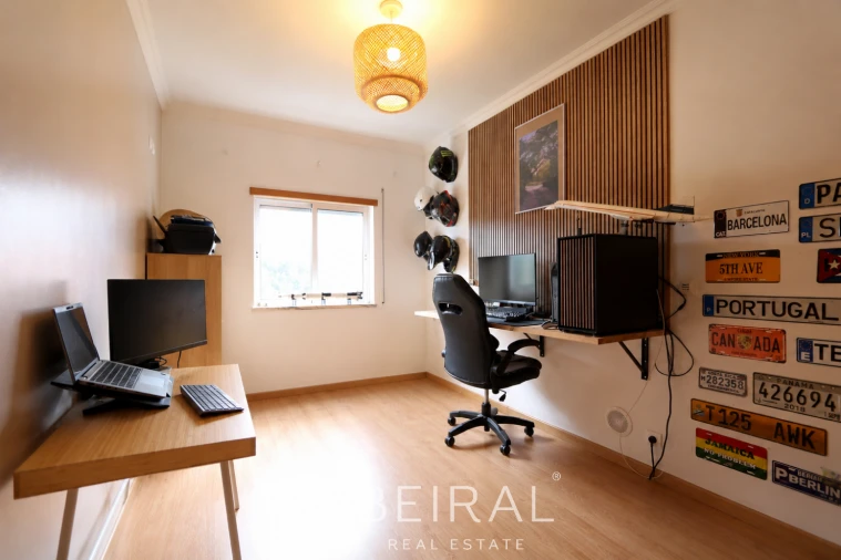 Apartamento T2 para Venda em Pontinha e Famões Foto 23