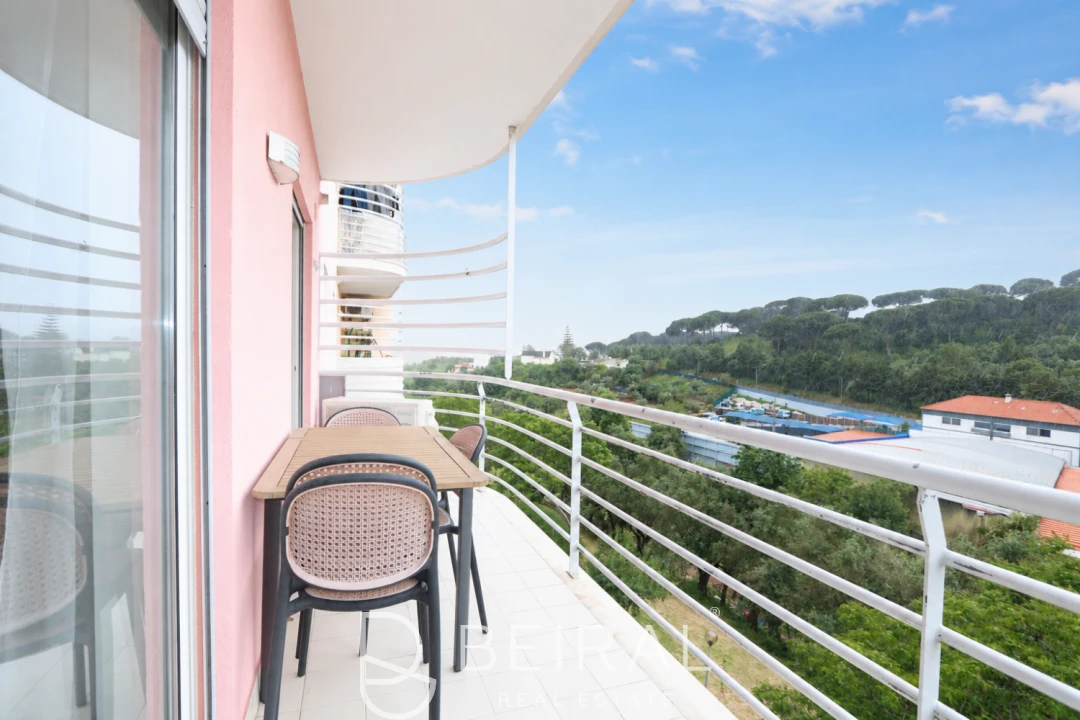 Apartamento T2 para Venda em Pontinha e Famões Foto 1