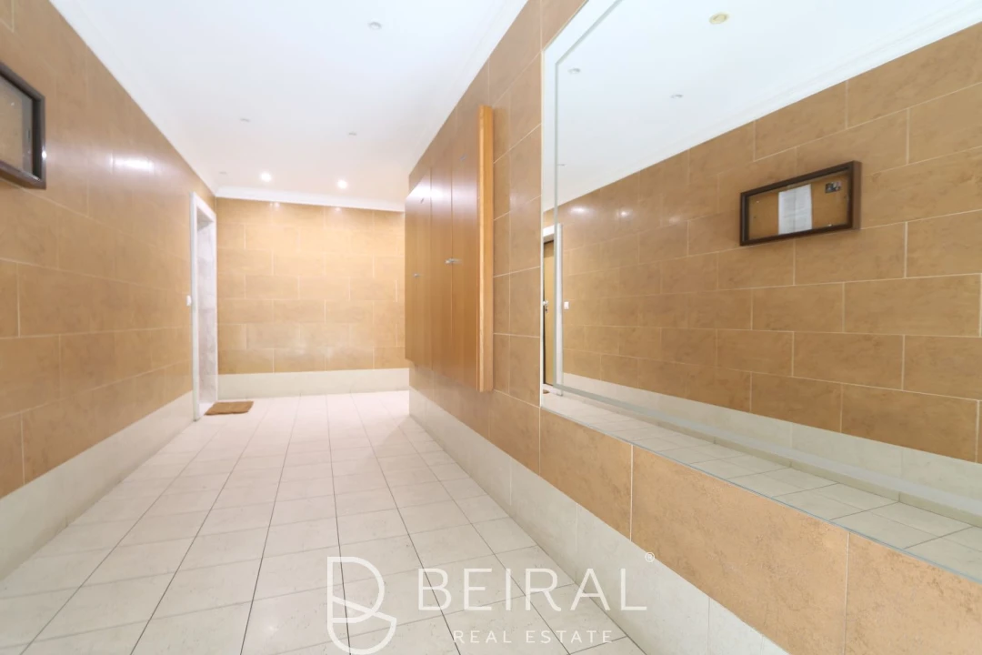 Apartamento T2 para Venda em Pontinha e Famões Foto 28