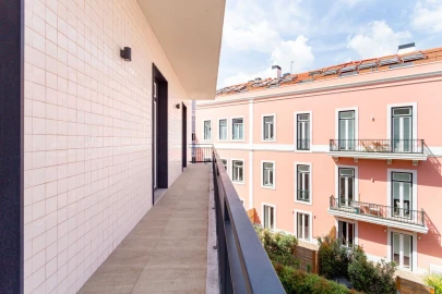 Apartamento T2 para Venda em Campolide