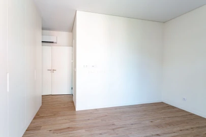Apartamento T2 para Venda em Campolide