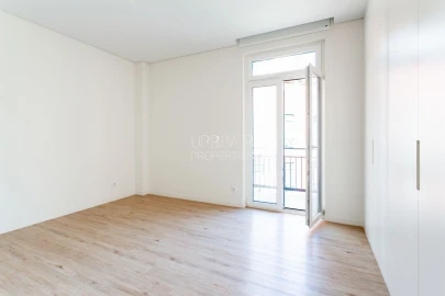 Apartamento T2 para Venda em Campolide