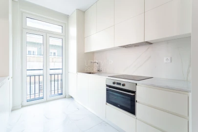 Apartamento T2 para Venda em Campolide