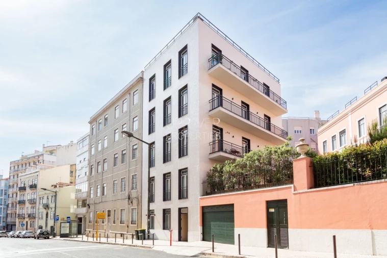 Apartamento T2 para Venda em Campolide