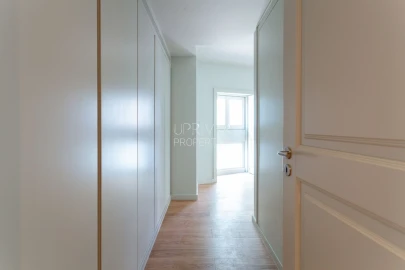 Apartamento T2 para Venda em Campo de Ourique