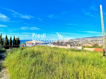 Terreno para Venda em Funchal (Santa Maria Maior)