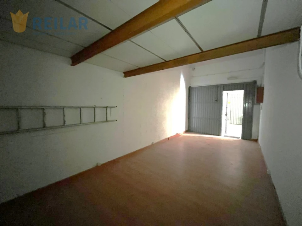 Garagem para Arrendamento em Moscavide e Portela Foto 1
