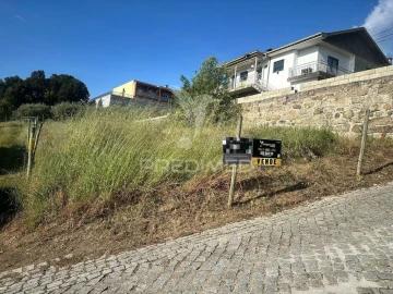 Terreno para Venda em Planalto de Monforte (Oucidres e Bobadela)