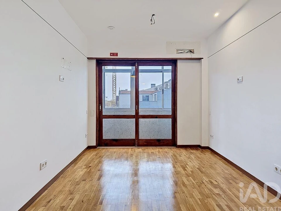 Apartamento T1 para Venda em Cedofeita, Santo Ildefonso, Sé, Miragaia, São Nicolau e Vitória Foto 17