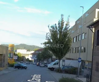 Armazém para Venda em Caldelas