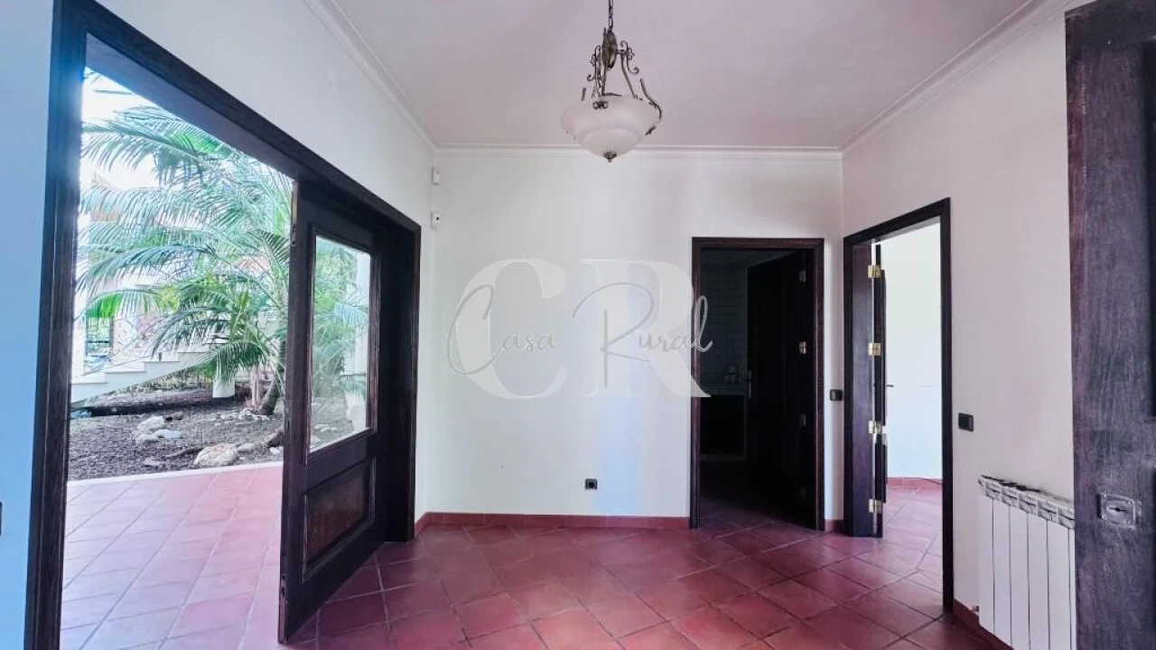 Moradia T4 para Venda em Meirinhas Foto 4