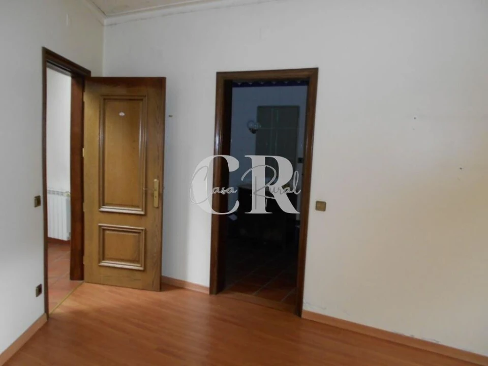 Moradia T4 para Venda em Meirinhas Foto 71