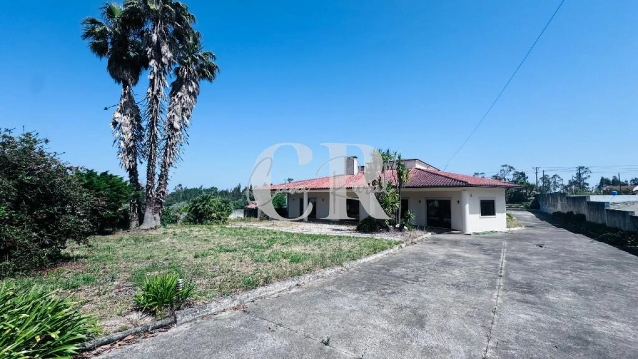 Moradia T4 para Venda em Meirinhas Foto 61
