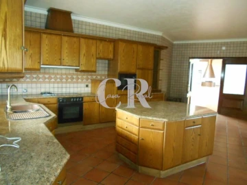 Moradia T4 para Venda em Meirinhas