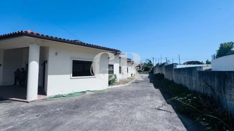 Moradia T4 para Venda em Meirinhas