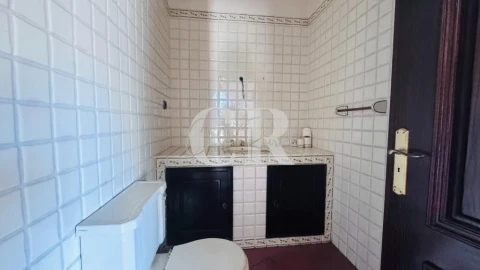Moradia T4 para Venda em Meirinhas
