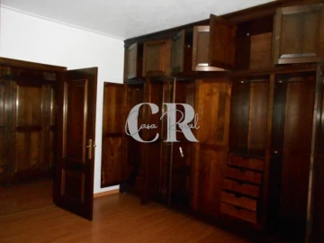 Moradia T4 para Venda em Meirinhas