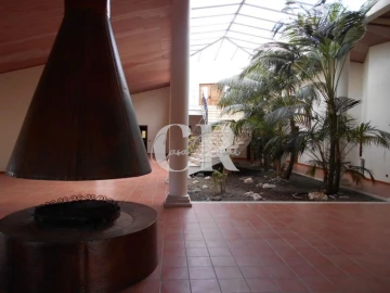Moradia T4 para Venda em Meirinhas