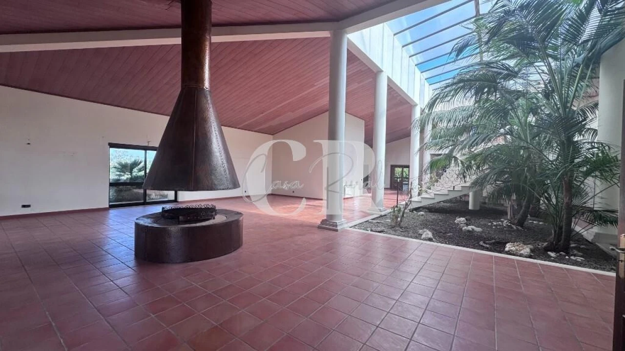 Moradia T4 para Venda em Meirinhas Foto 6