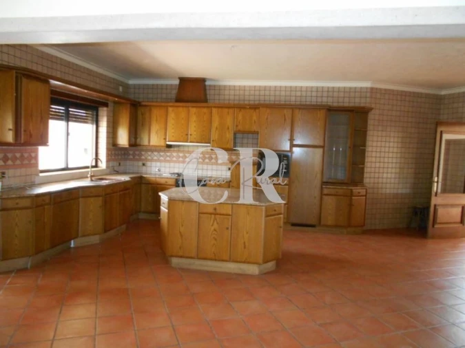 Moradia T4 para Venda em Meirinhas Foto 52
