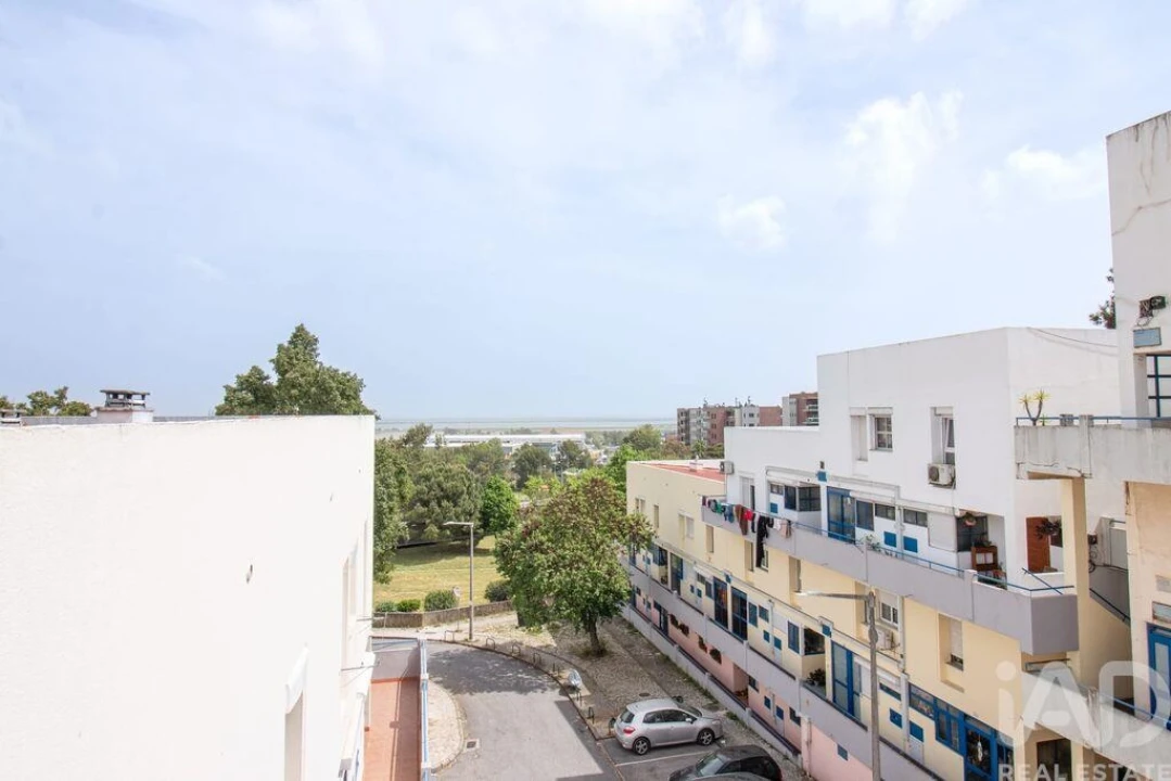 Apartamento T3 para Venda em Alverca do Ribatejo e Sobralinho Foto 23