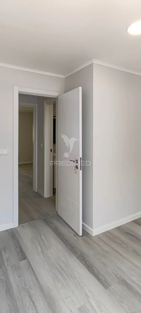Apartamento T3 para Venda em Laranjeiro e Feijó