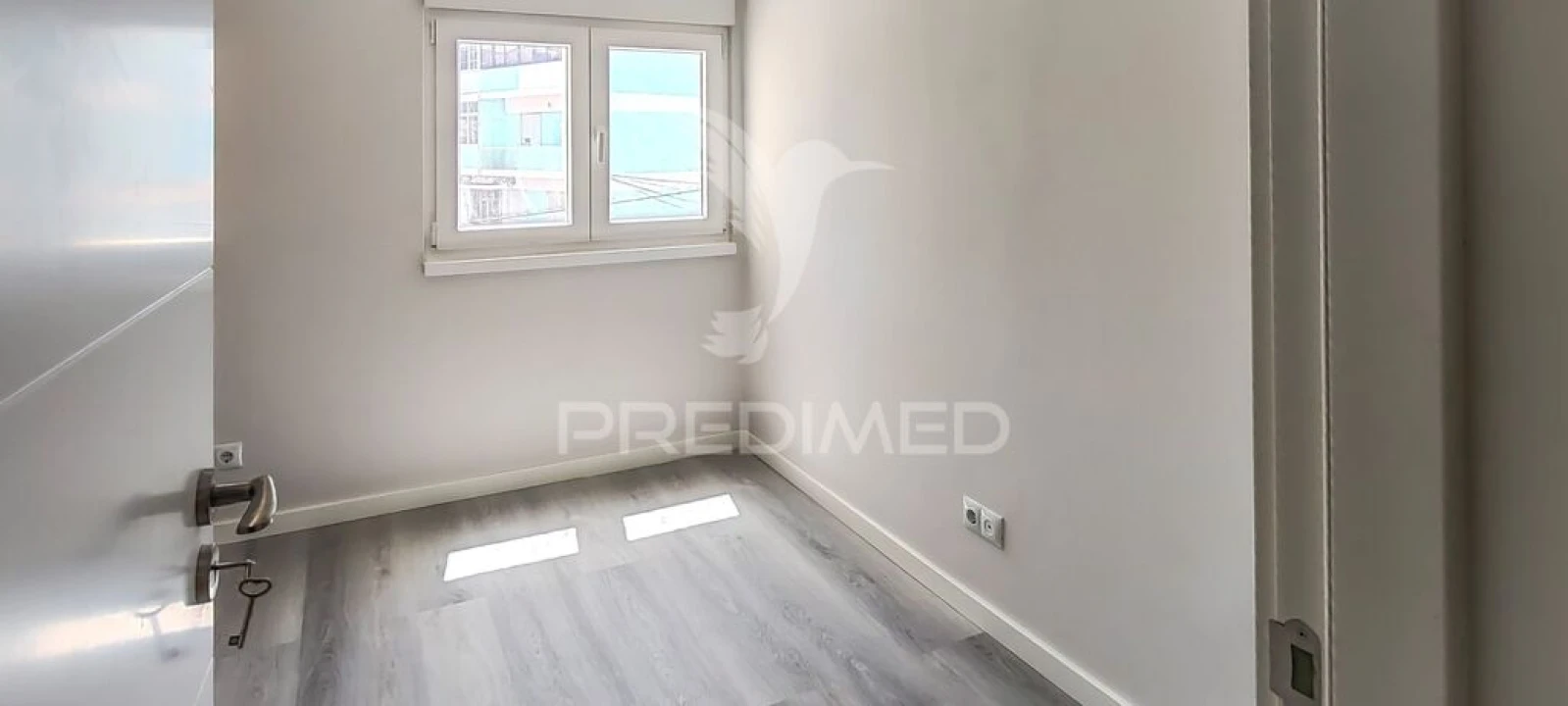 Apartamento T3 para Venda em Laranjeiro e Feijó Foto 2