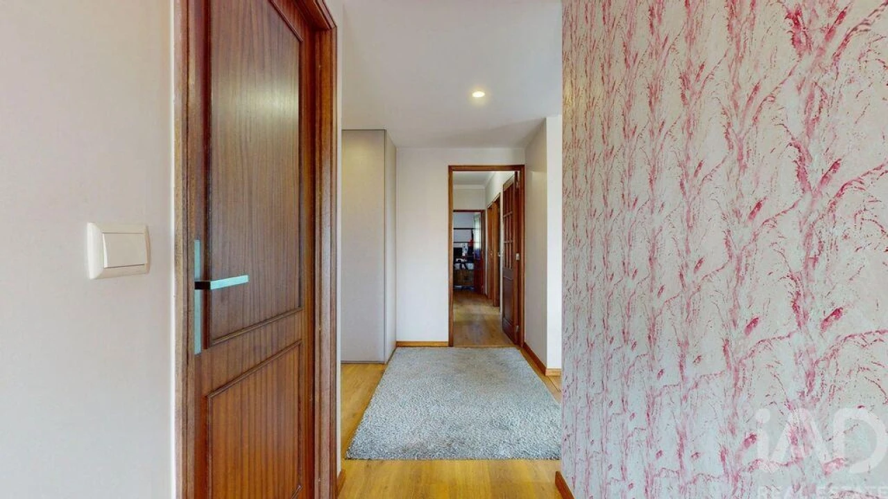 Apartamento T3 para Venda em Vilar de Andorinho Foto 20