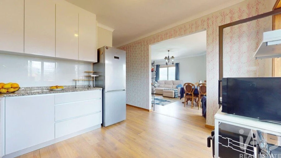 Apartamento T3 para Venda em Vilar de Andorinho Foto 19