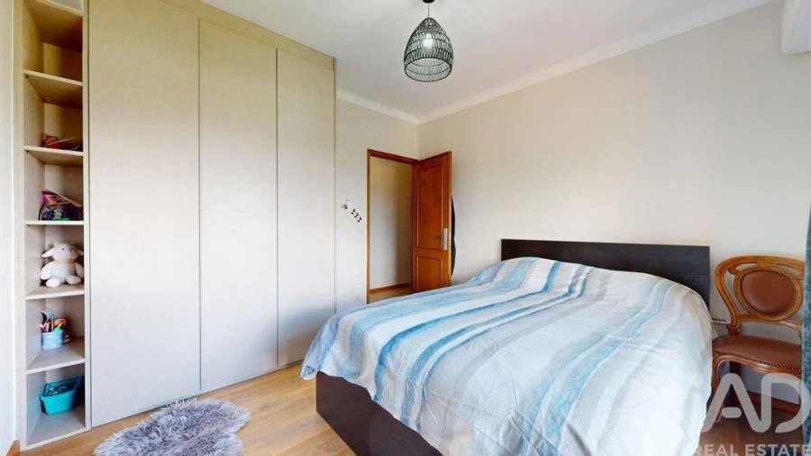 Apartamento T3 para Venda em Vilar de Andorinho Foto 25