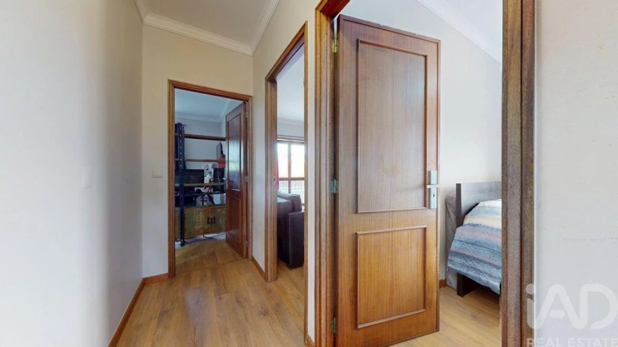 Apartamento T3 para Venda em Vilar de Andorinho Foto 22